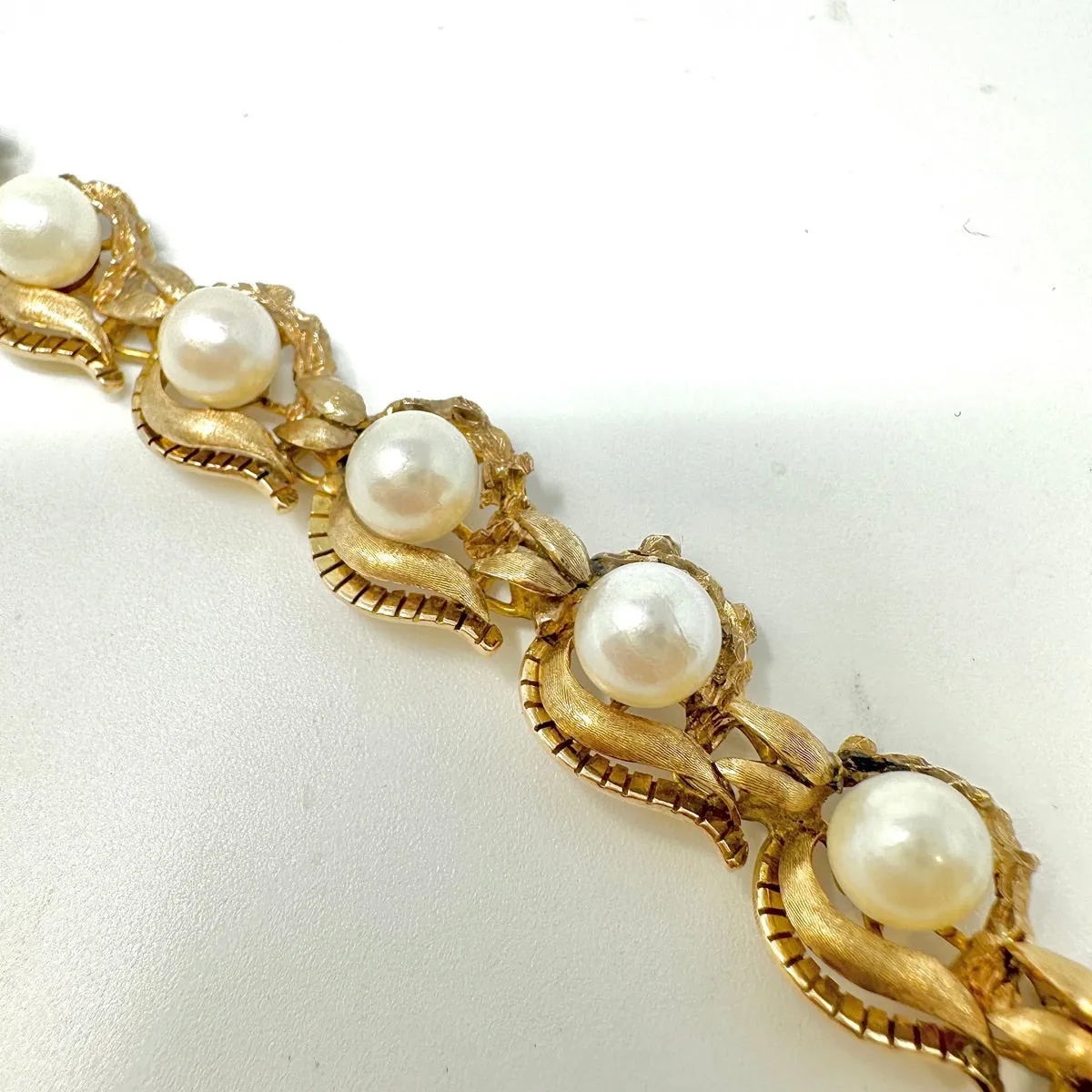 14K Gold Vintage Bracelet with Pearls