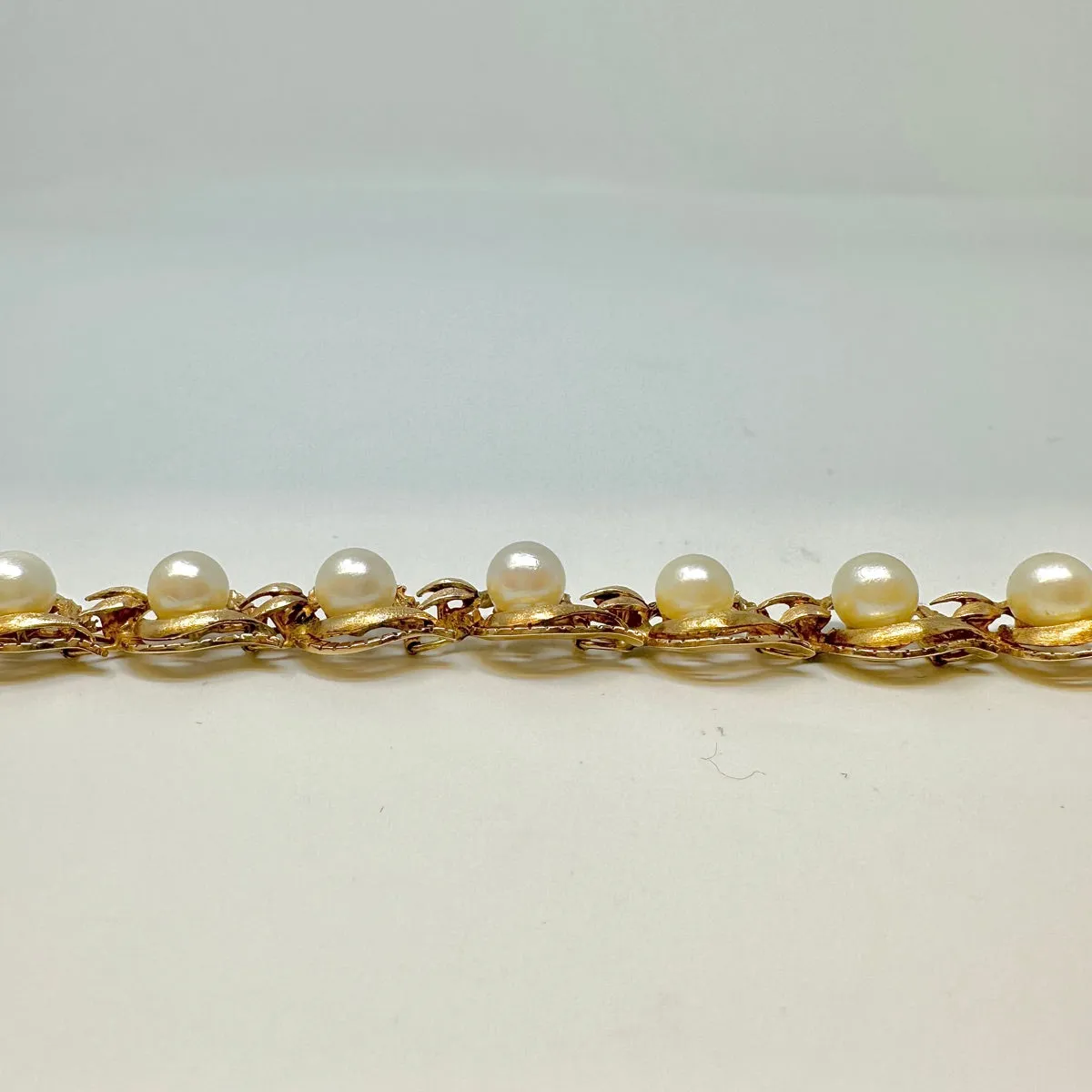 14K Gold Vintage Bracelet with Pearls