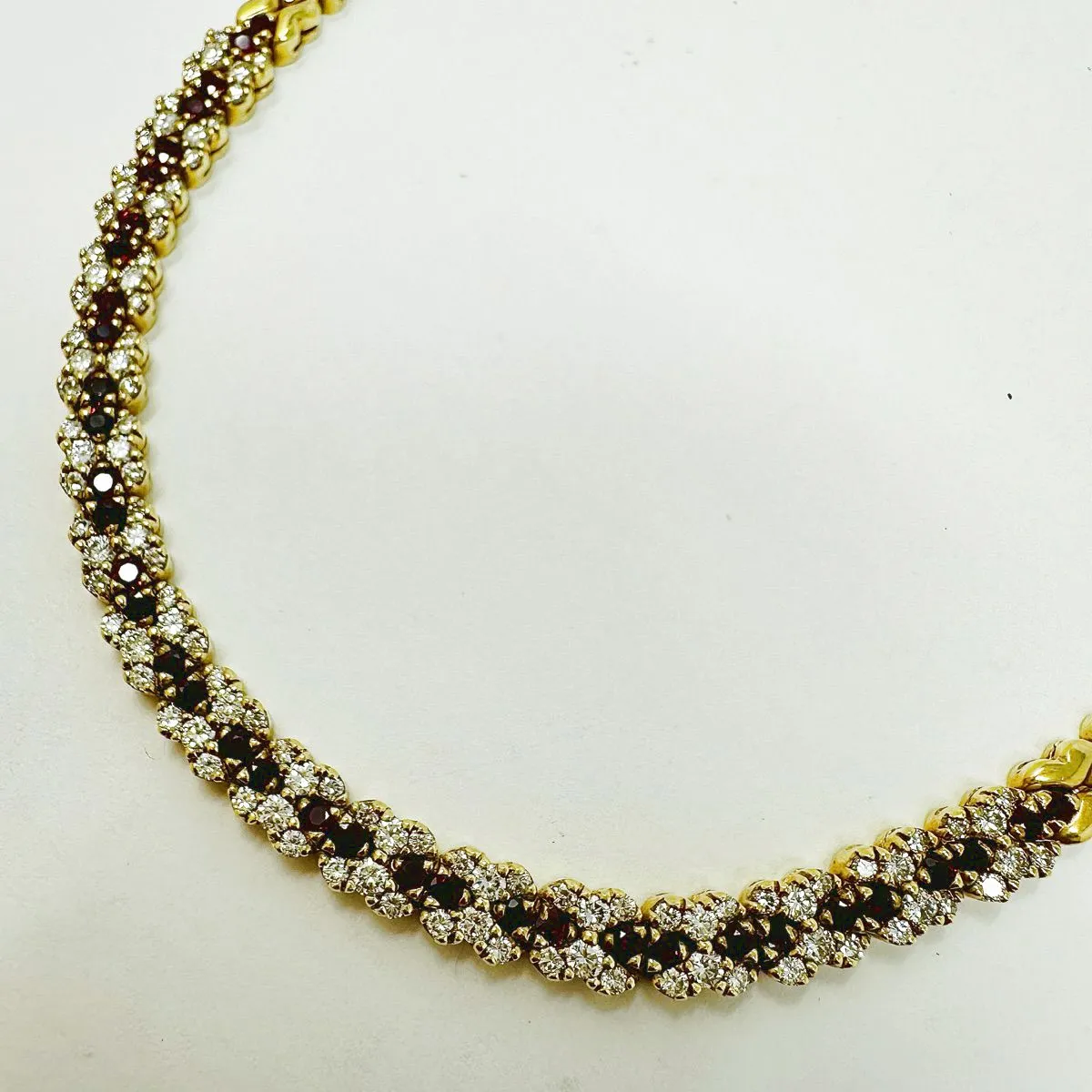 18K Gold Necklace with Ruby and Diamonds