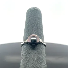 18k White Gold Black South Sea Pearl and Diamond Ring