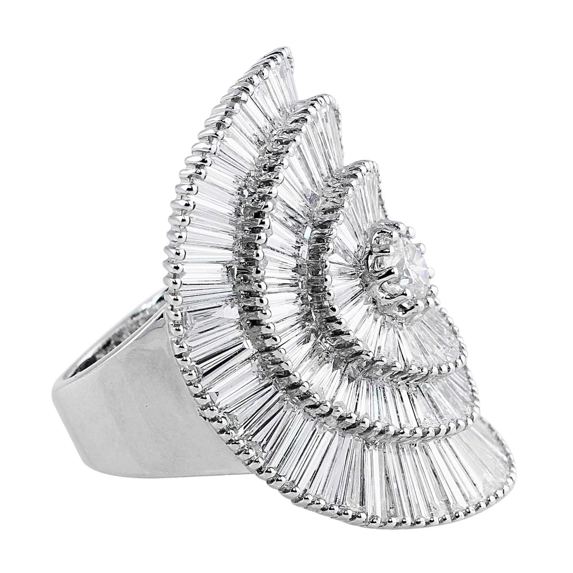 18k White Gold Diamond Cocktail Ring