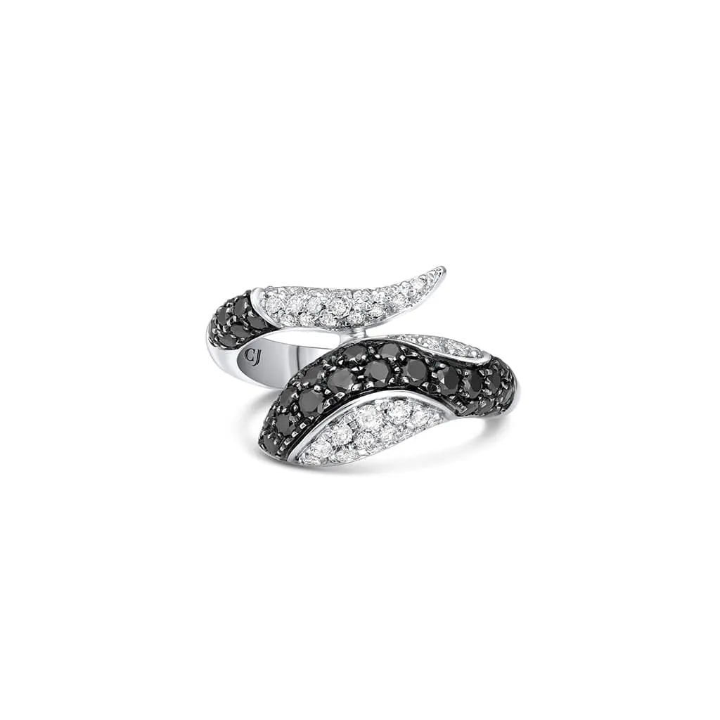 18K WHITE GOLD DIAMOND SNAKE RING