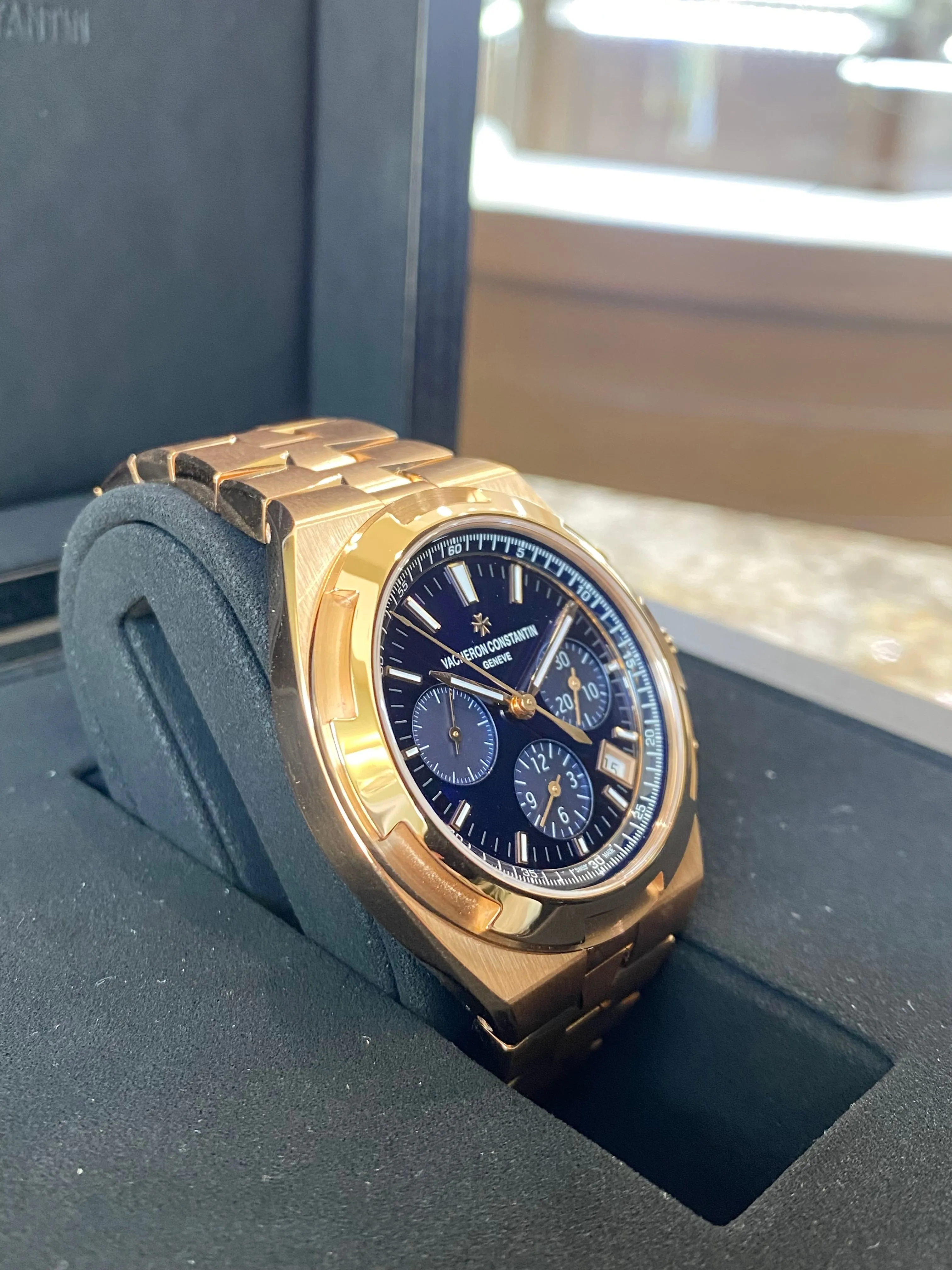 2023 Vacheron Constantin Overseas Chronograph 5500V