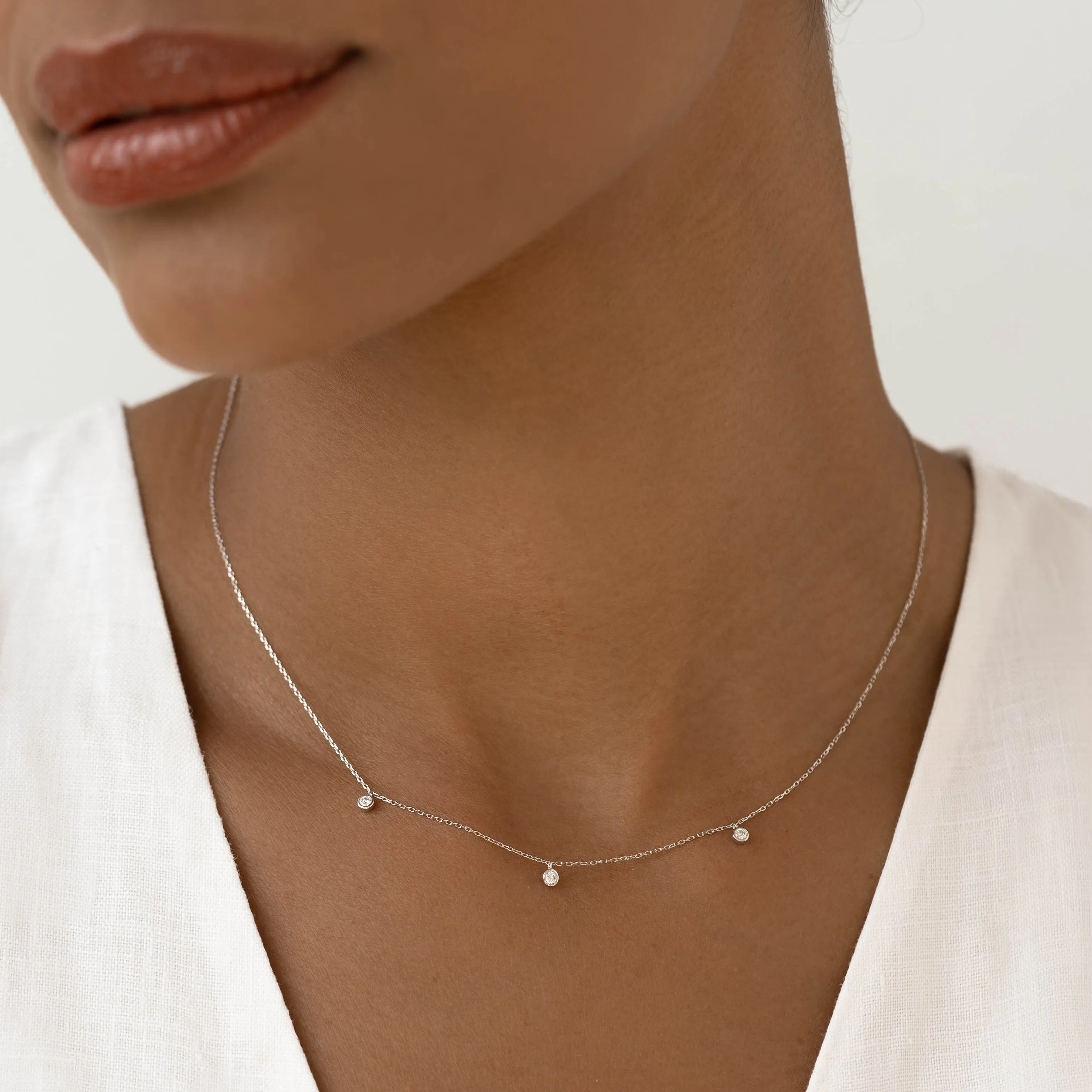 3-Diamond Necklace White Gold