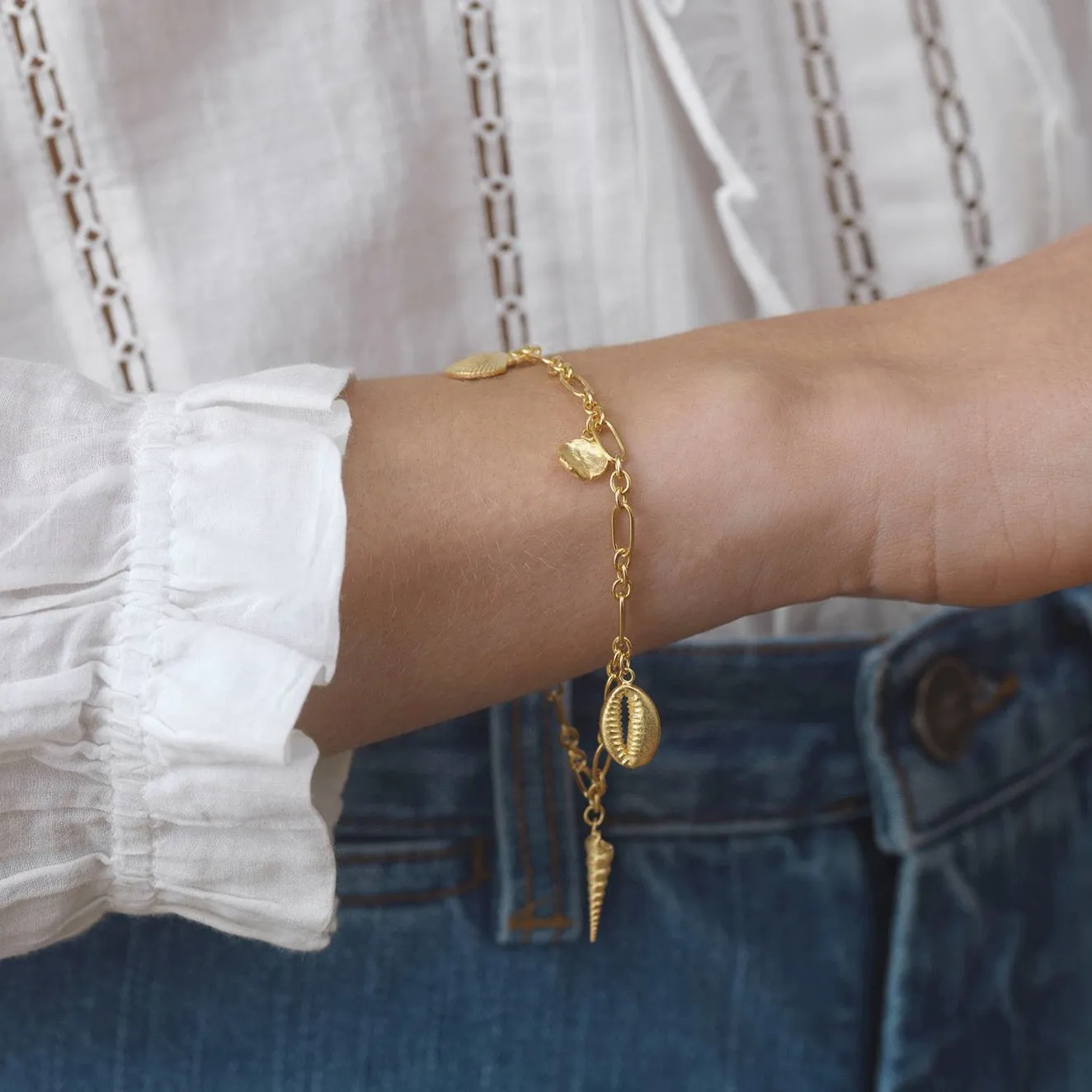 ANNI LU - SUMMER TREASURE BRACELET  - GOLD