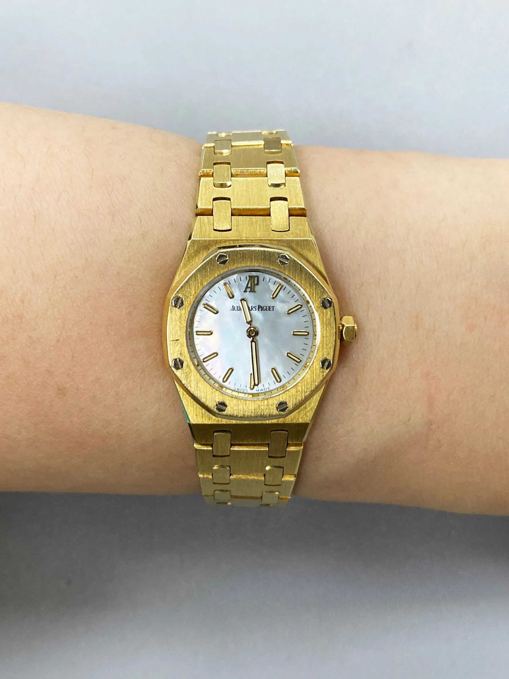 Audemars Piguet Royal Oak Mini Mother of Pearl Dial Ladies Watch