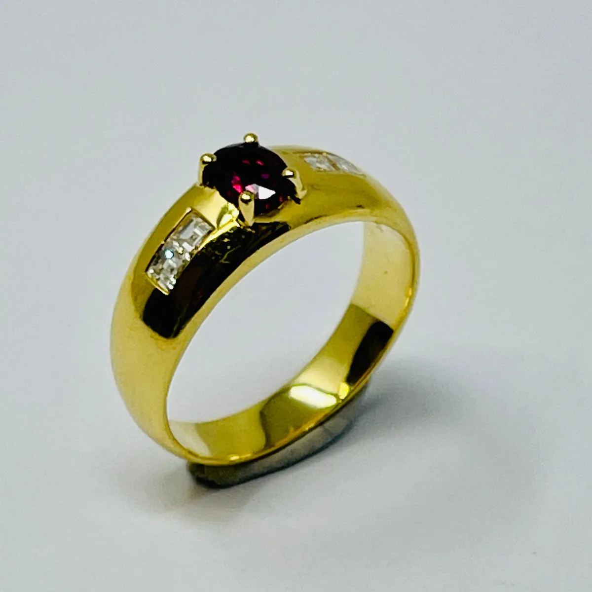 Bossard 18K Gold Ring with 0.5ct Ruby and 0.5ct Diamond