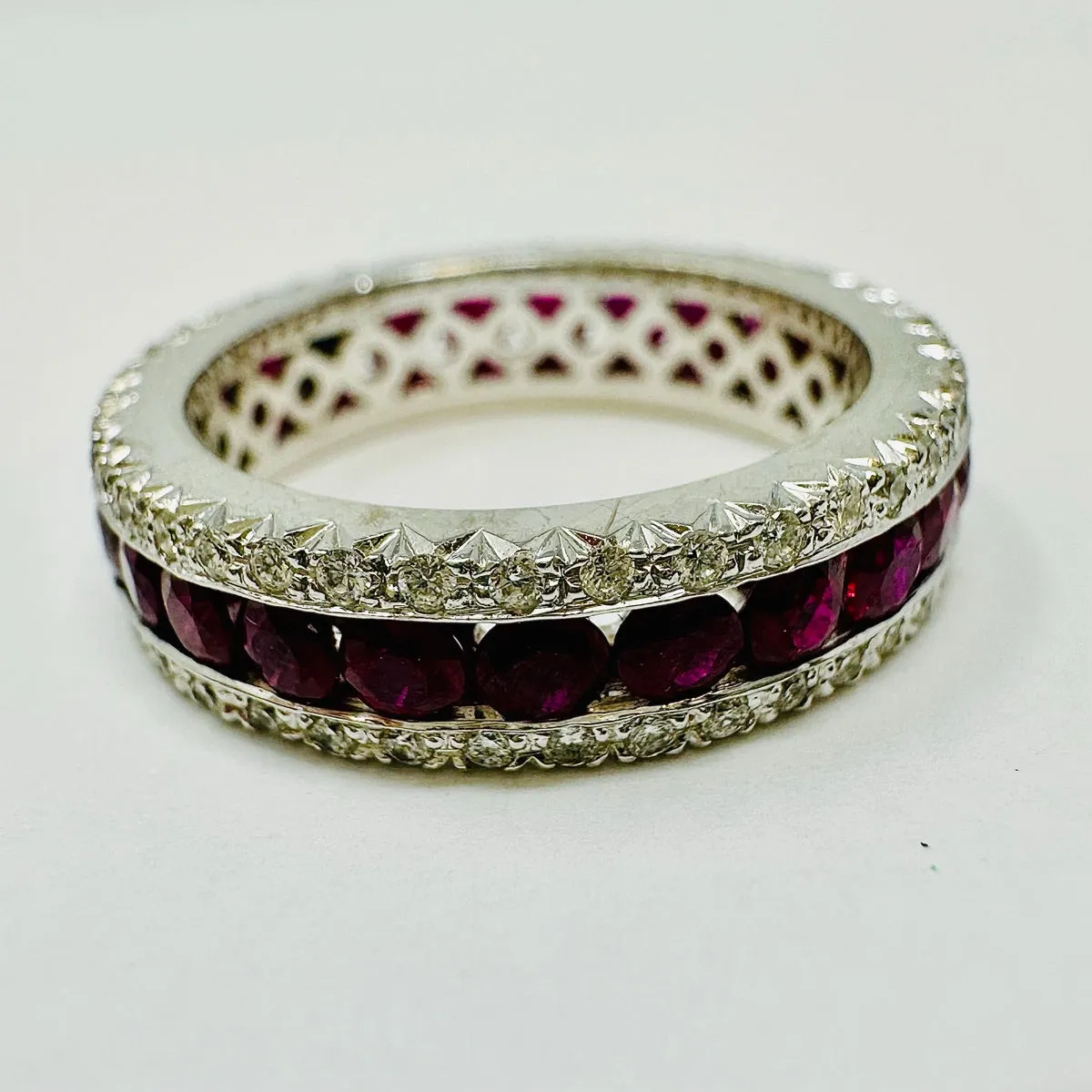 Favero 18K White Gold Eternity Ring with Ruby and Diamond