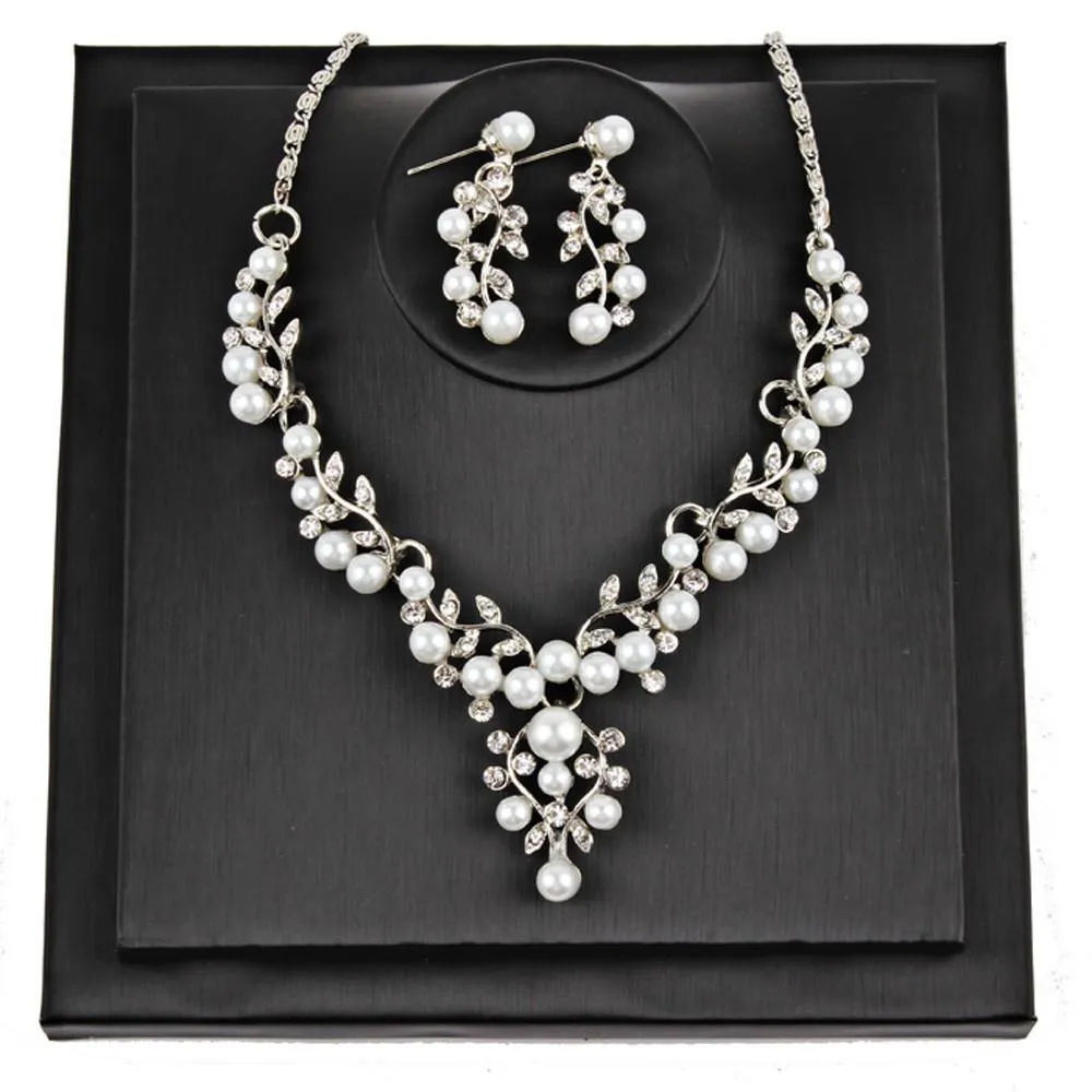 Ladies Wedding Pearl Rhinestone Leaf Necklace & Earring set