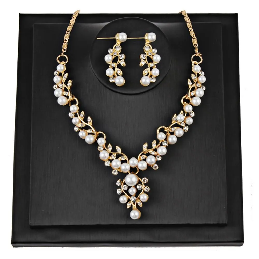 Ladies Wedding Pearl Rhinestone Leaf Necklace & Earring set