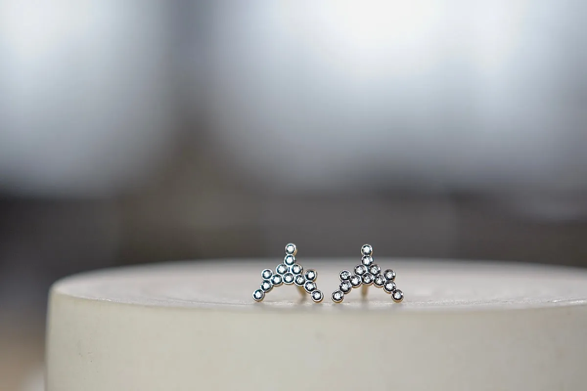 Mini Pétale Studs