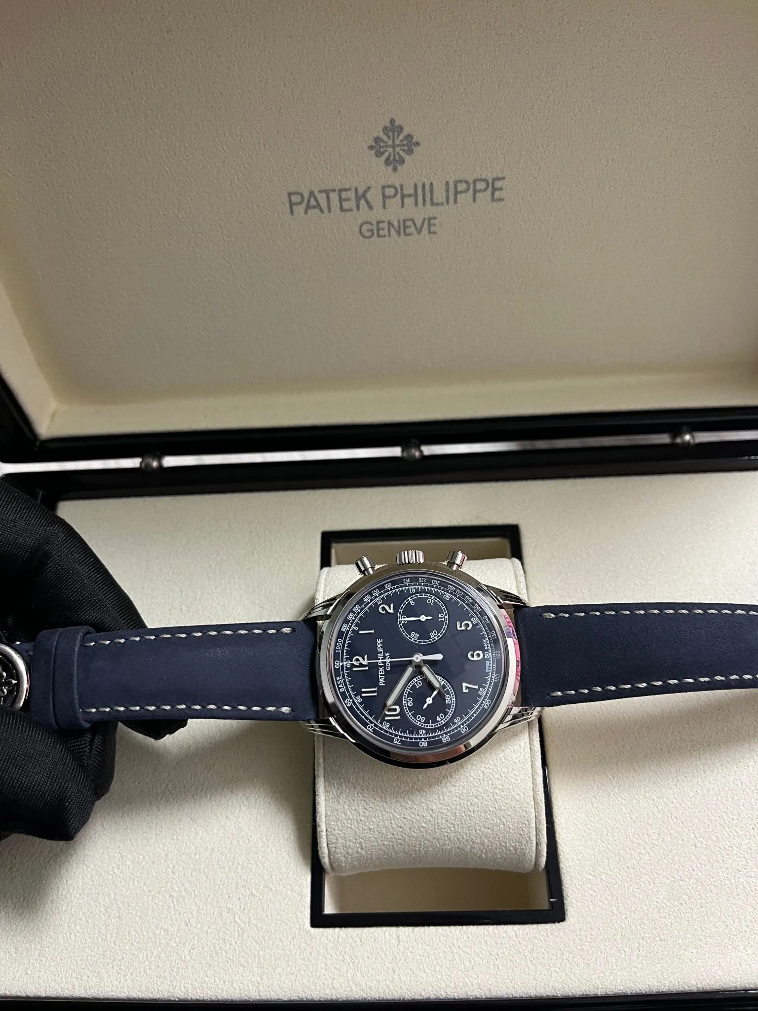 Patek Philippe Complications 41mm White Gold Calfskin Strap 5172G-001