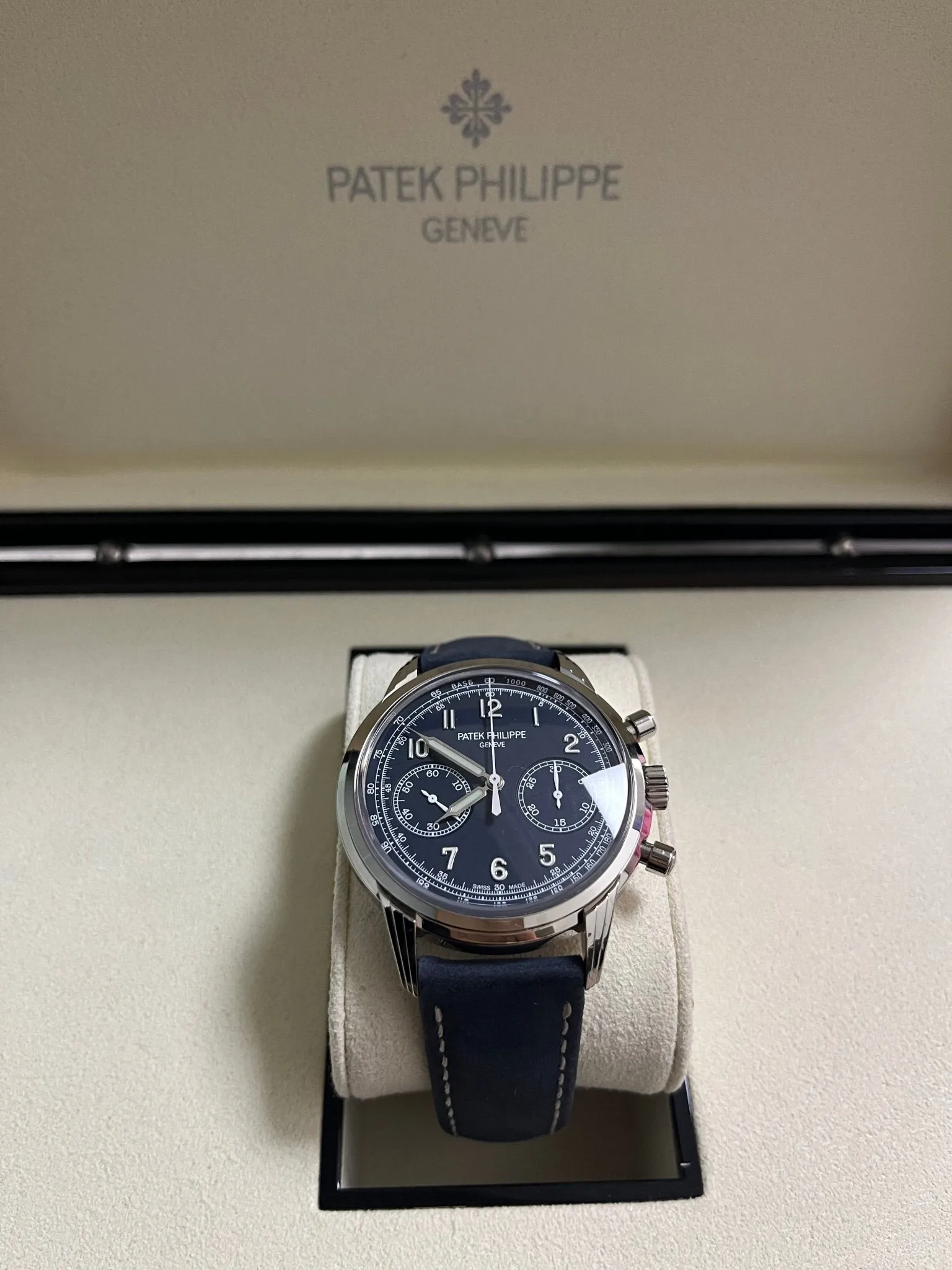 Patek Philippe Complications 41mm White Gold Calfskin Strap 5172G-001