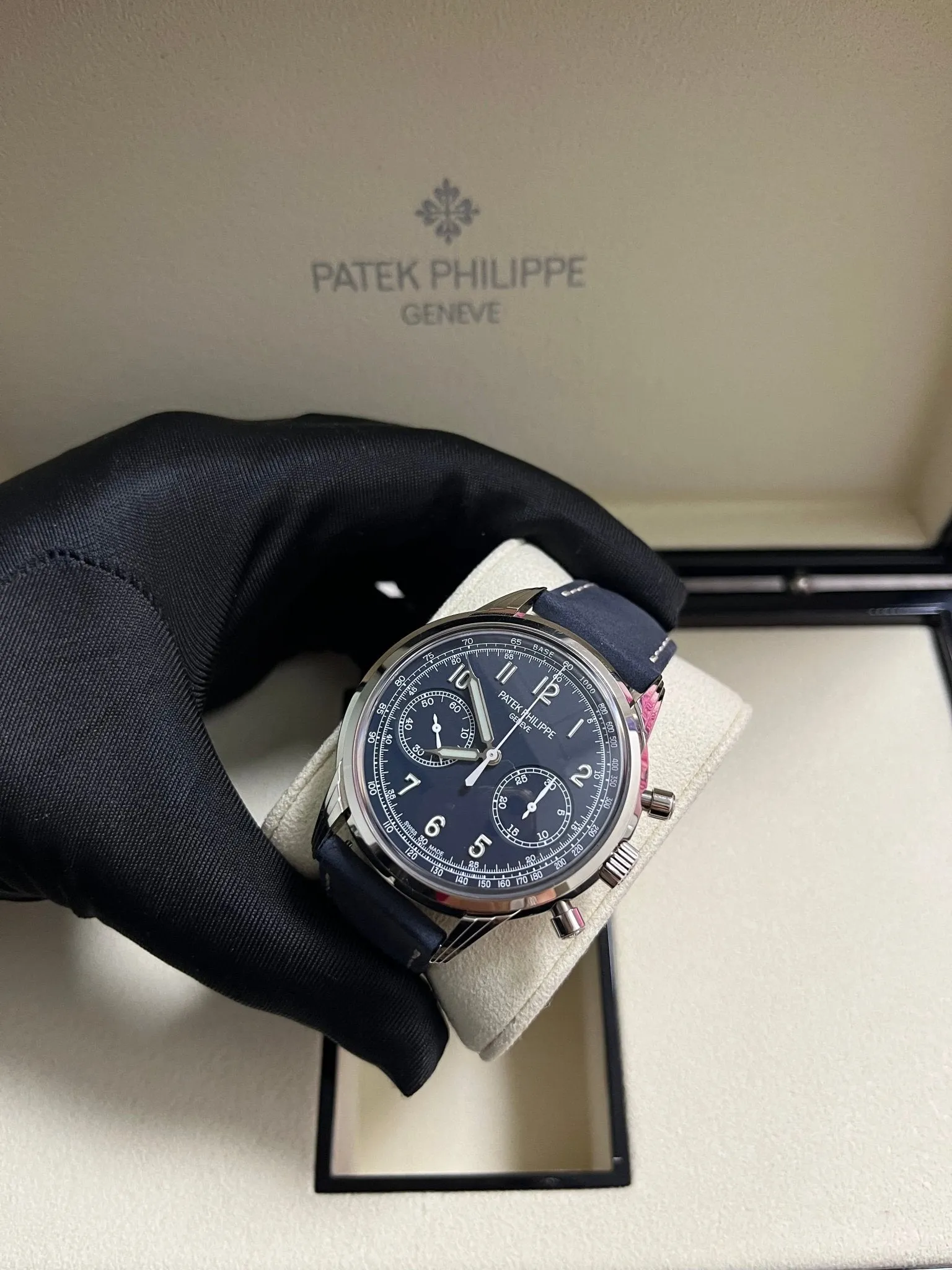 Patek Philippe Complications 41mm White Gold Calfskin Strap 5172G-001