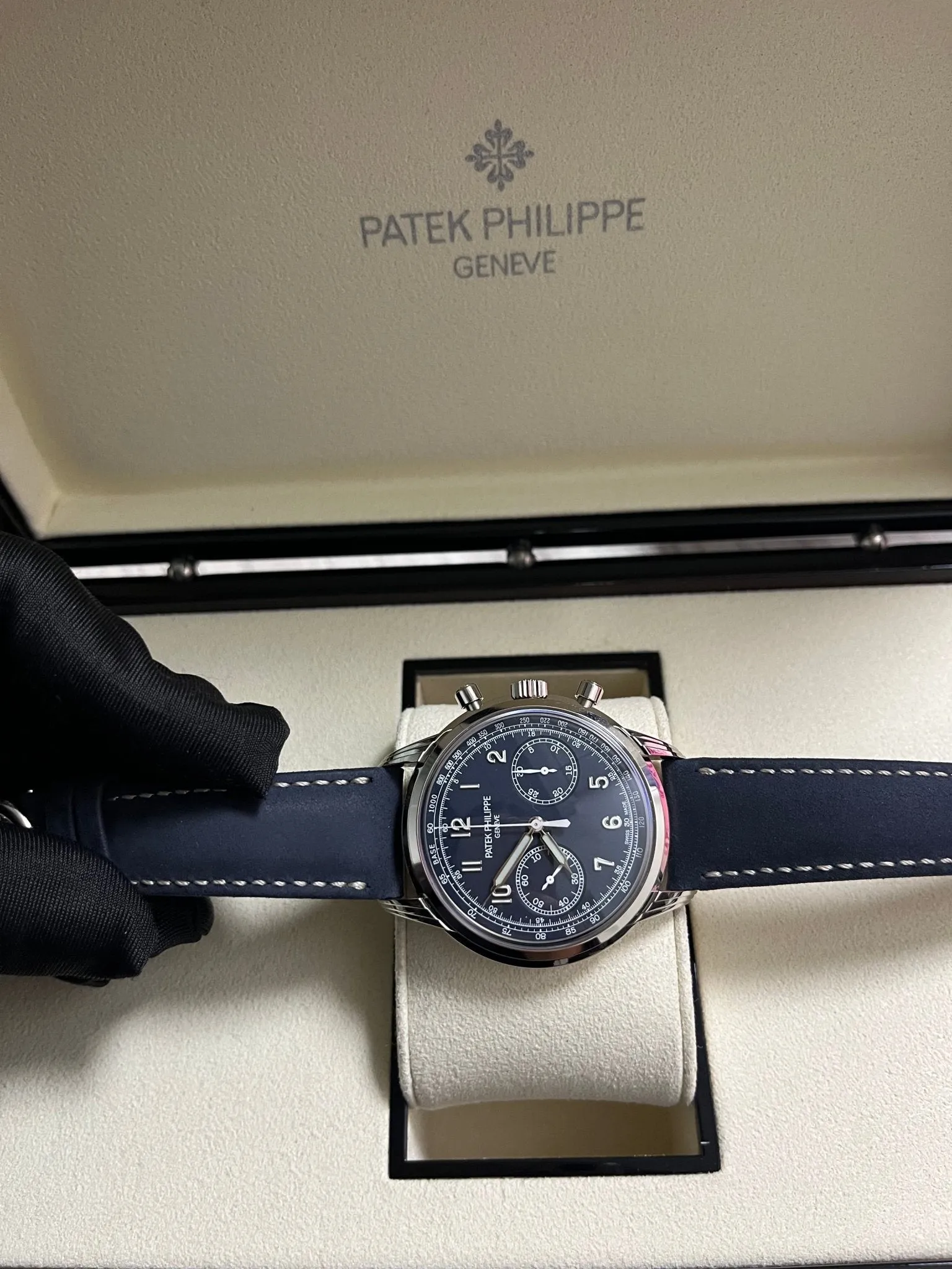 Patek Philippe Complications 41mm White Gold Calfskin Strap 5172G-001