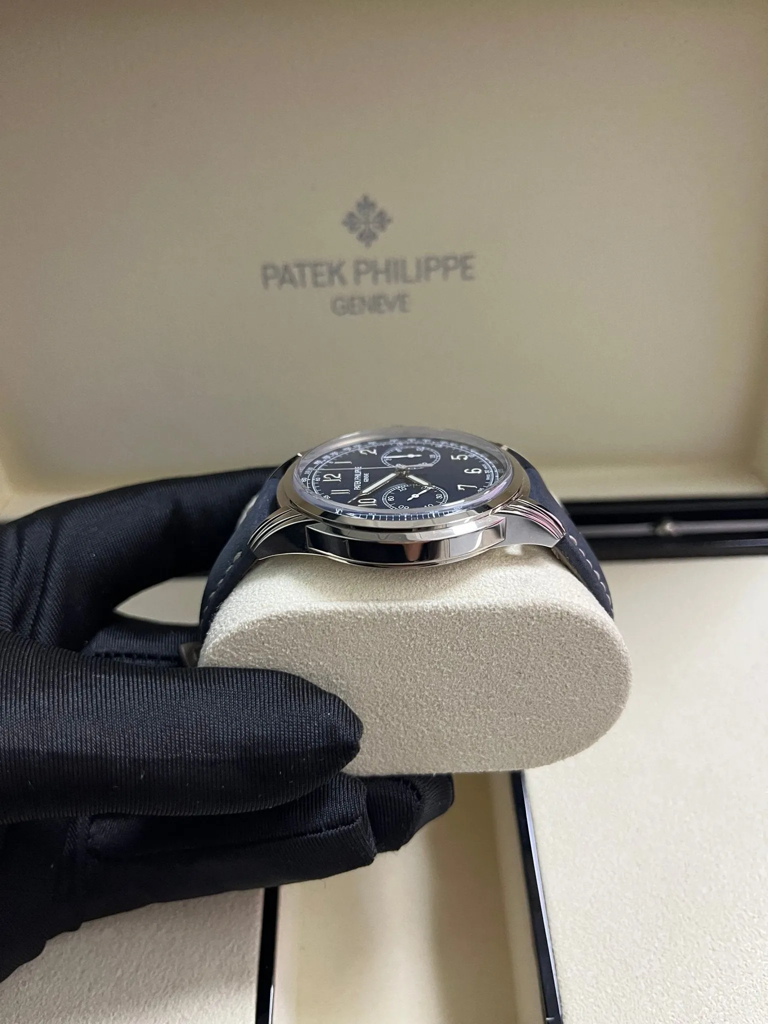 Patek Philippe Complications 41mm White Gold Calfskin Strap 5172G-001