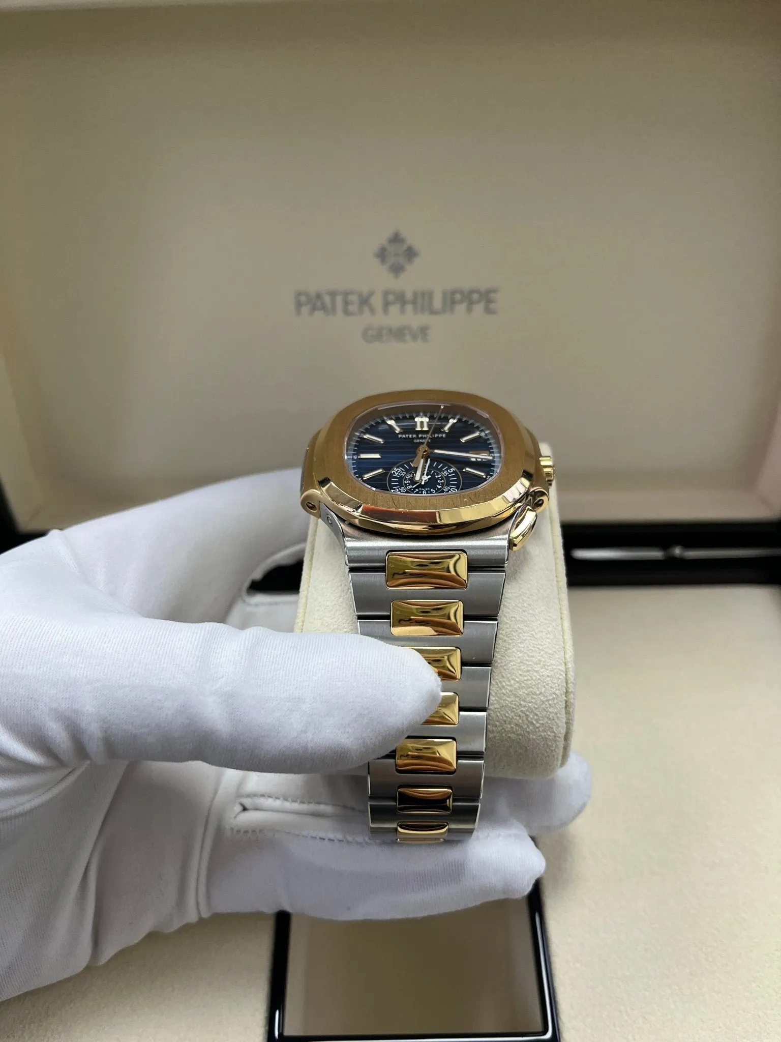 Patek Philippe Nautilus 40.5mm Two Tone Blue Gradient Dial (Ref # 5980/1AR-001)