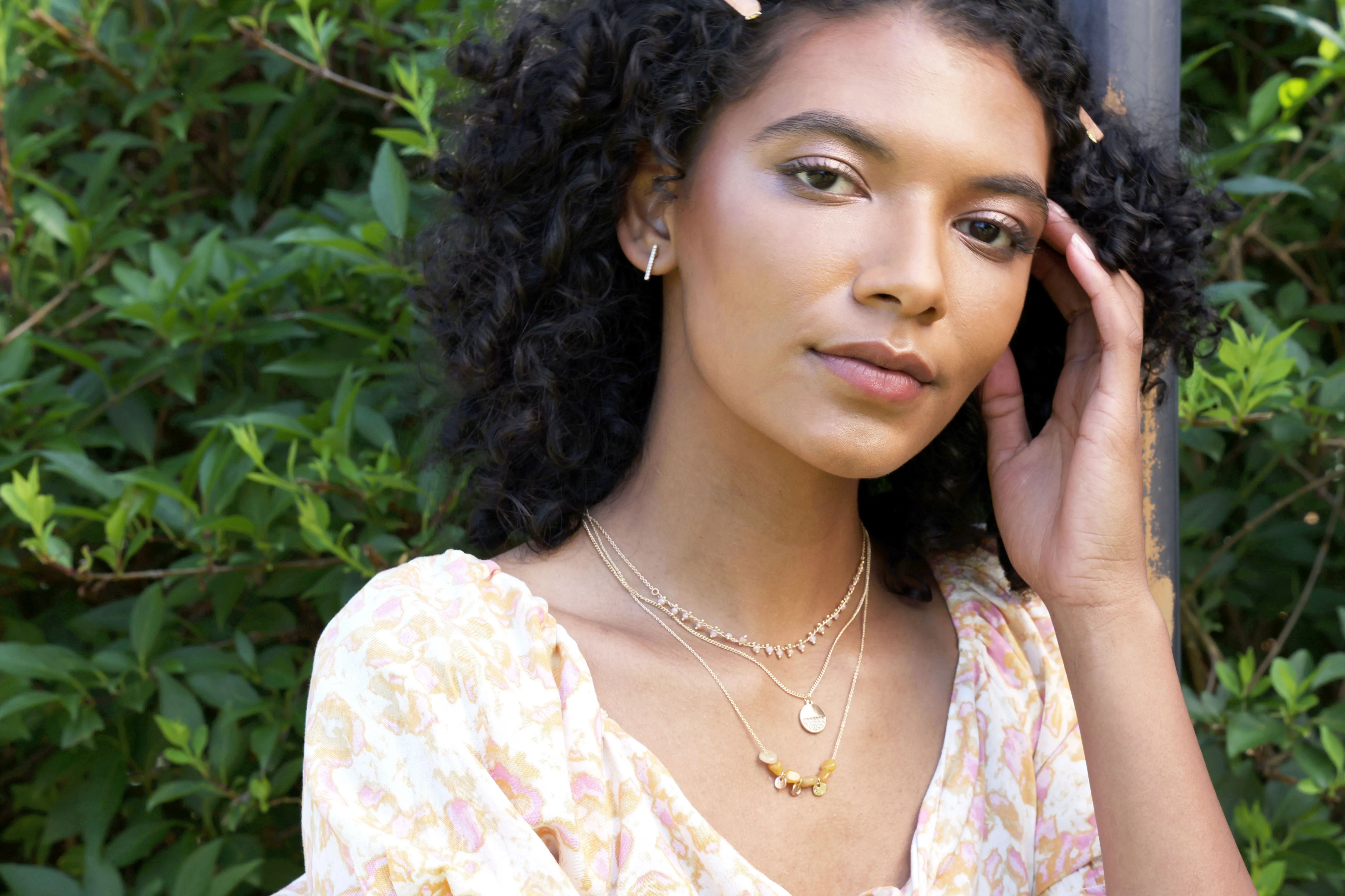 Peach Stone & Gold Necklace Set