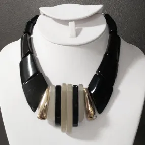 *VINTAGE PARKLANE BLACK & FROSTY LUCITE ART DECO LARGE NECKLACE