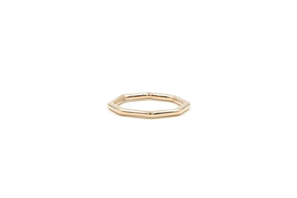 WEDDING BAND  - CHRIS AIRE STACKABLE BAND - RED GOLD®